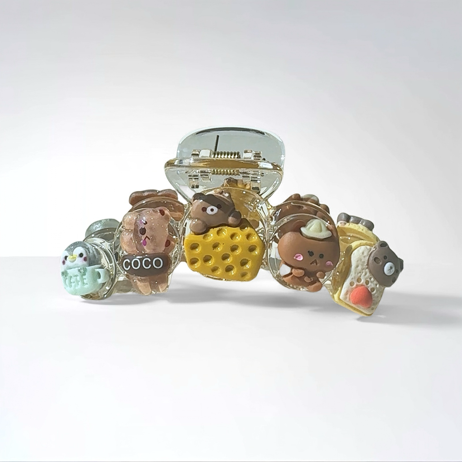 Playful hair clip in a sweet style